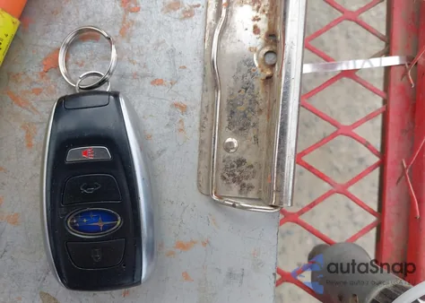 2015 Subaru Outback 2.5I Limited z USA, uszkodzony, nr VIN 4S4BSANC4F3224063